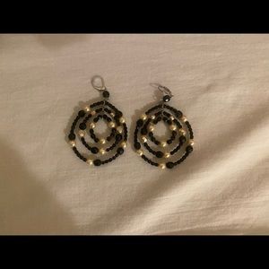 White House Black Market Black and pearl earrings